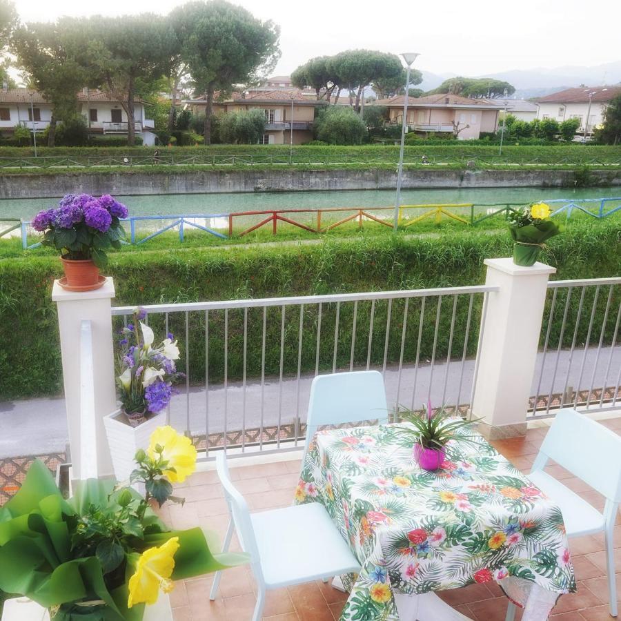 Residence Deamarina Marina di Massa Εξωτερικό φωτογραφία