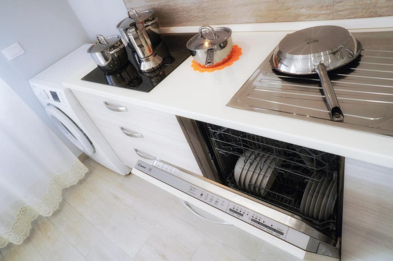Residence Deamarina Marina di Massa Εξωτερικό φωτογραφία
