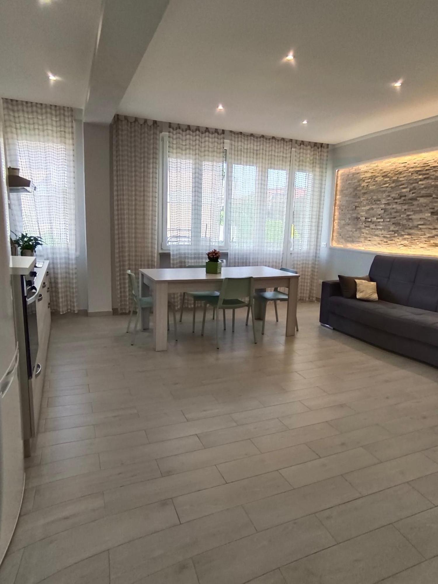 Residence Deamarina Marina di Massa Εξωτερικό φωτογραφία